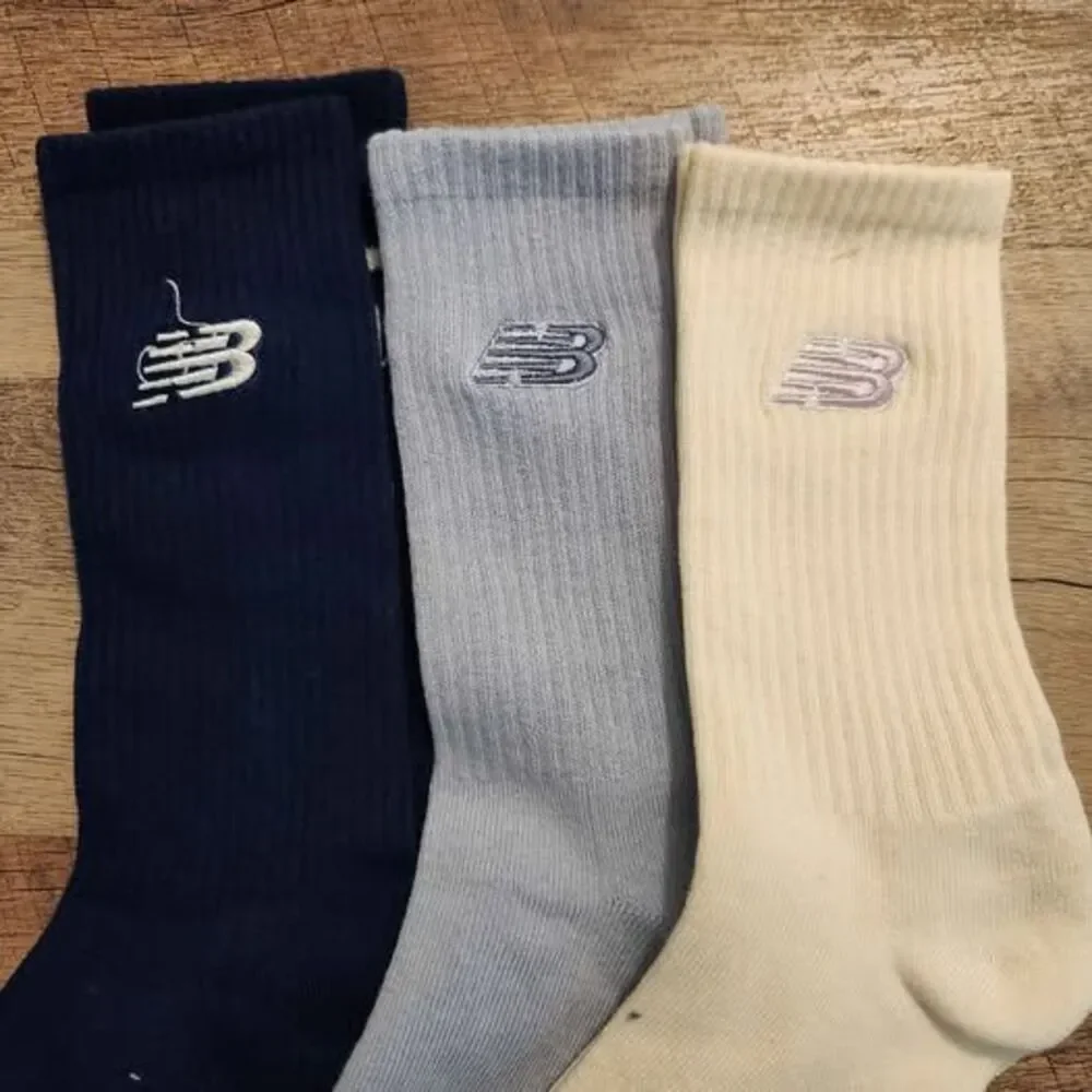 New Balance Socks NWOT LARGE Men
